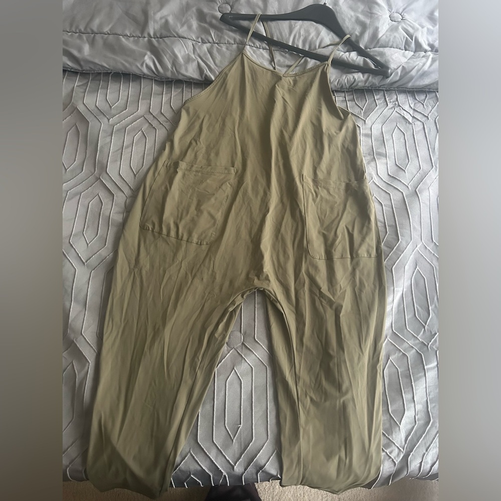 HALARA Khaki Jumpsuit with Pockets